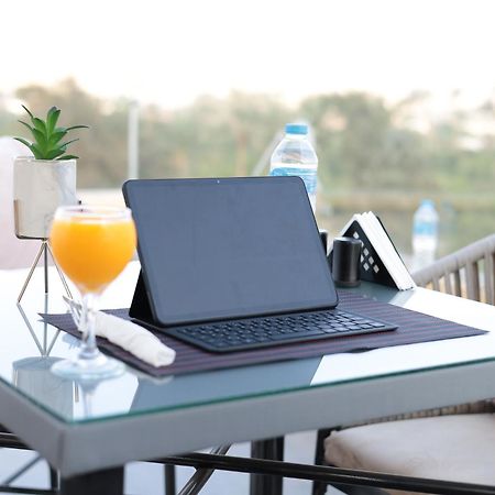 Golden Palm Sunrise Inn Kafrat al Jabal Exterior photo